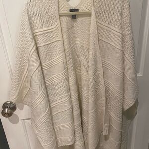 Vince Camuto poncho wrap cream color , gently used